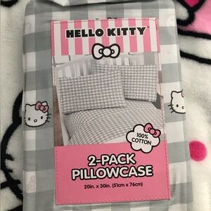 Hello kitty grey checkered 2-pack pillowcase, NEW!